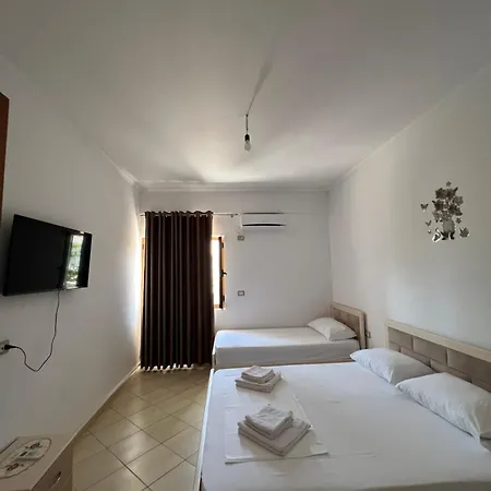 Glow Two Bedroom Apartment Ksamil Exterior photo